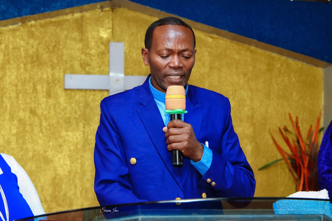 A newly ordained pastor addressing the church